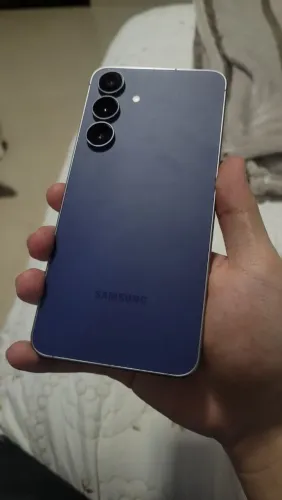 Samsung Galaxy S25 FE (preço negociável)