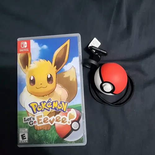 Pokemon Let's Go Eevee + Nintendo Pokeball Plus