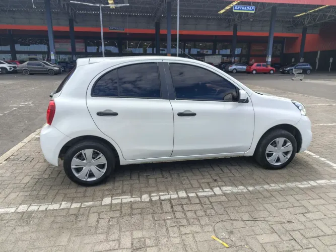 Nissan March S 1.0 12V Flex 5P 2018