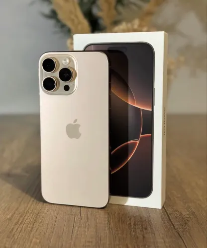 iPhone 16 pro Max Desert 256 GB 100% (7ciclos)