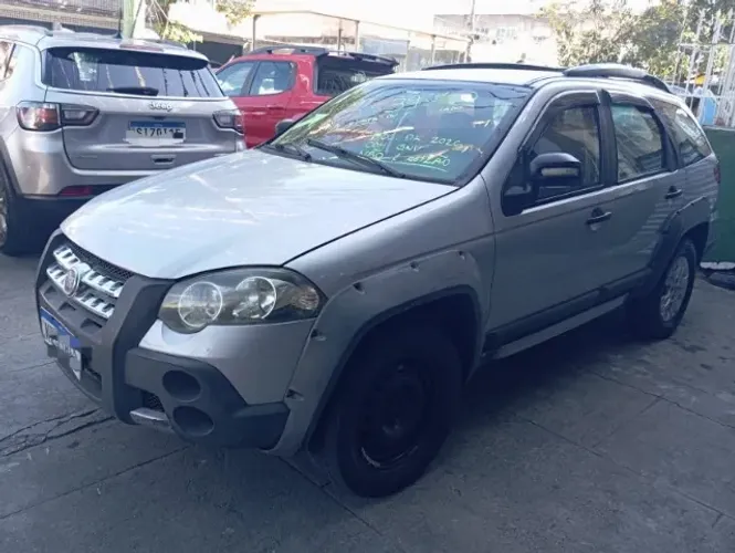 Fiat Palio Weekend Adventure Locker 1.8 Flex 2011