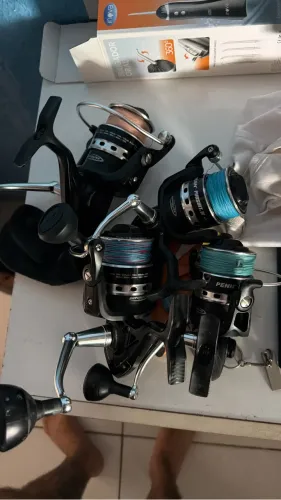 Molinete de pesca Penn e outras marcas