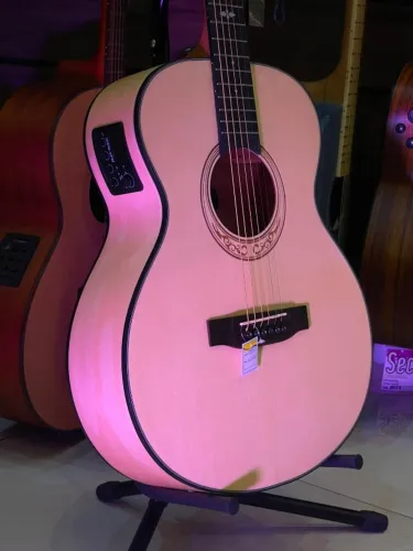 VIOLAO GONZALEZ CD805 NT