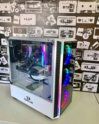 Desktop Gamer Ryzen 5 3600 + GTX 1650 Super 4GB | 16GB RAM | SSD 240GB | Gabinete Redragon