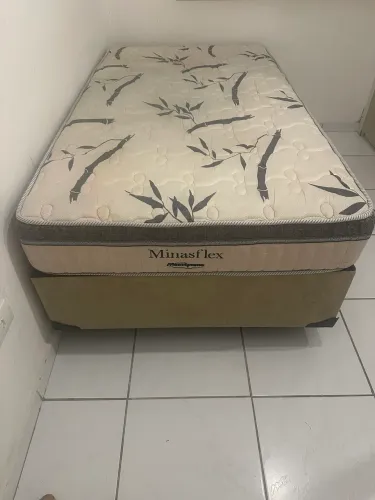 Cama box viúva 