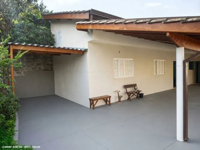 Casa para Venda em Votorantim, Rio Acima, 2 dormitórios, 1 banheiro, 10 vagas