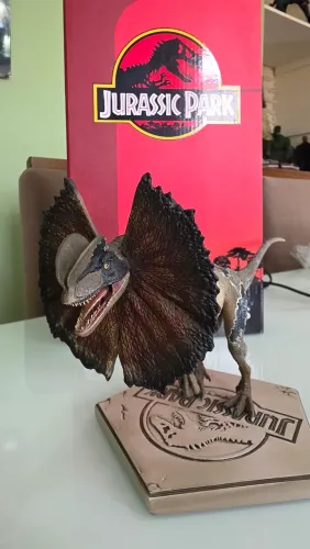 Jurassic Park Dilofossauro Iron Studios Art Scale 1/10 
