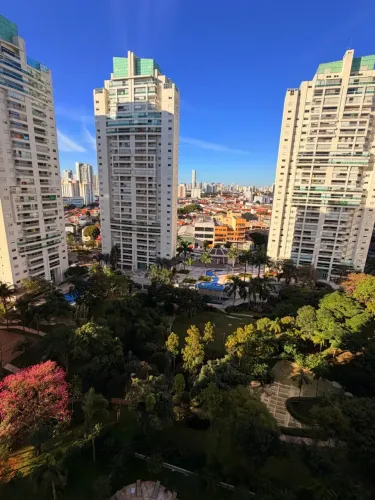 APARTAMENTO À VENDA OU LOCAÇÃO NO CENTRAL PARK MOOCA