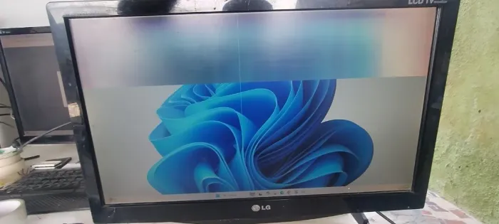 TV LG M227WAP