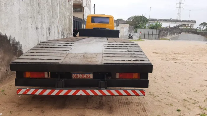 VW 16210 prancha komatsu 138 