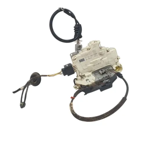 Fechadura Porta Dianteira Esquerda Passat B7 2011 A 2015