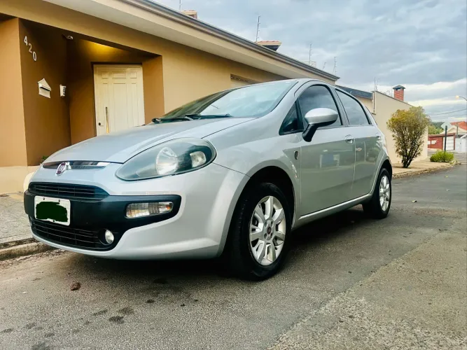 Fiat Punto Attractive Italia 1.4 F.flex 8V 5P 2017