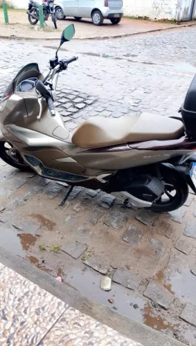 Pcx em excelente estado.