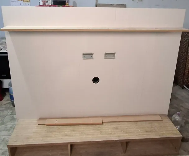 Vende-se Painel de Parede com suporte de televisão.