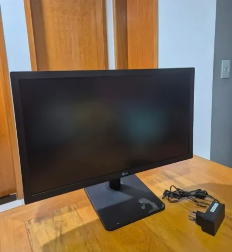 Monitor LG 22 Novo