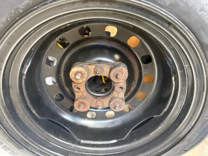 Roda step fino ford ka + adaptador de roda