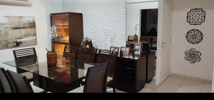 Sala de jantar completa