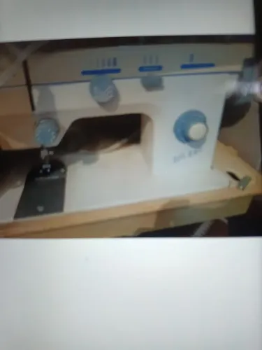 Máquina de costura 