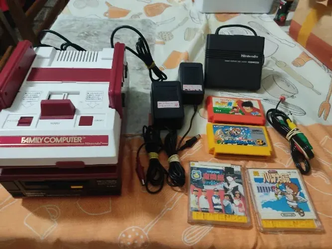 Nintendo Family Computer + disk + jogos