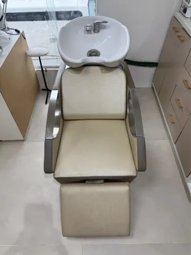Lavatório de porcelana 