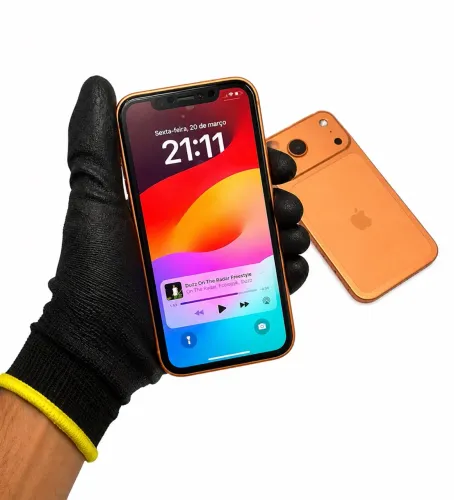 iPhone 11 na carcaça do 17 Pro 100% de bateria (NOVO)