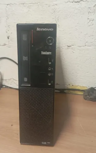 Cpu Desktop Lenovo E73 Core I5 4 Geração Ram 8gb 500gb - Excelente
