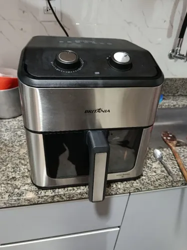 Airfryer Britânia 8L Nova Lacrada com Nota Fiscal