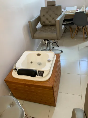 Banheira de Hidromassagem Spa dos Pés Exclusive Gold