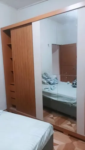 Guarda roupa novo