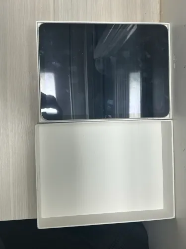 iPad (A16) Wi- Fi