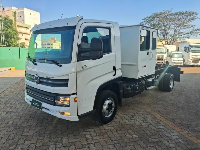 Volkswagen 9.170 2023