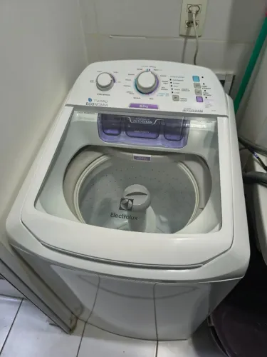 Maquina de Lavar roupas Eletrolux 127V, capacidade 8,5kg, modelo LAC09