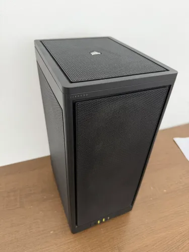 Gabinete mini itx Corsair 2000d  Sem Fan  Zerado  