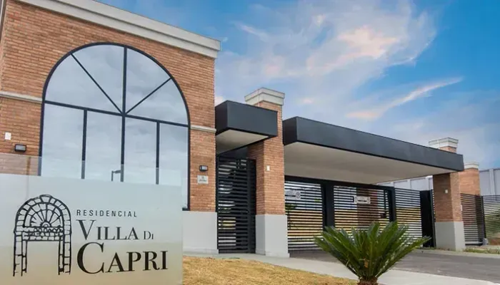 Terreno à Venda no Condomínio Villa Di Capri