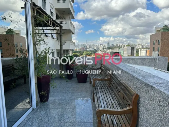 Cobertura com linda vista