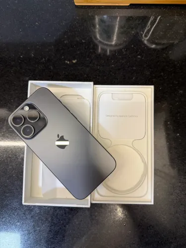 iPhone 15 pro 256gb