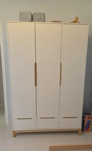 Vendo Guarda-Roupa - Cozy da Quater
