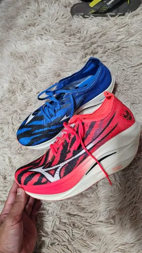 Mizuno Rebellion Pro 3 - 30km rodados - Tamanho 42