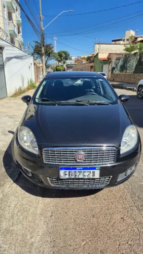 Fiat Linea Essence Dualogic 1.8 Flex 16V 4P 2012