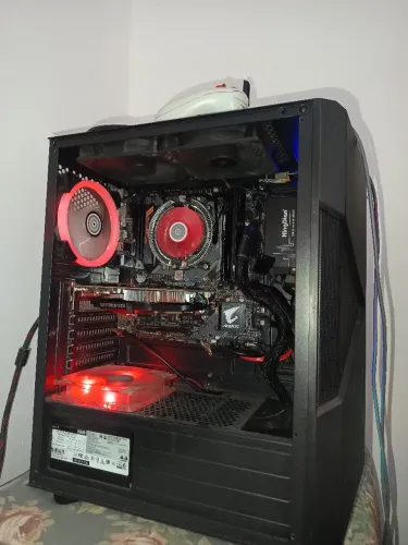 PC gamer Ryzen 5 5600g e GTX 1650 4g