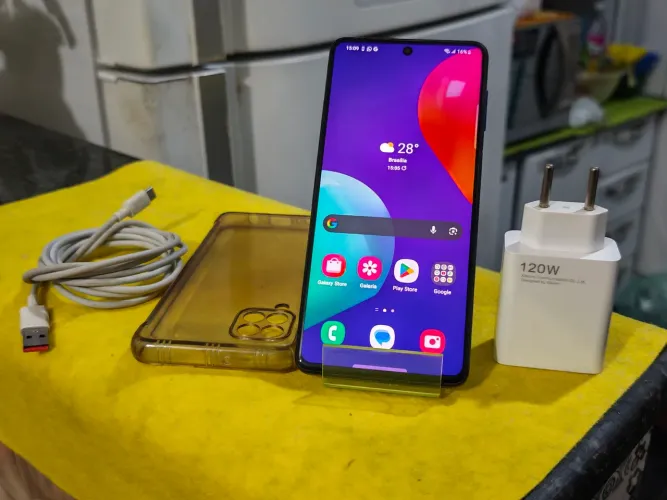 Samsung Galaxy M62