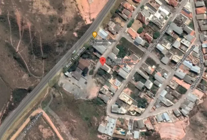 TOCANTINS/MG  Casa com 2 quartos no bairro Imperial