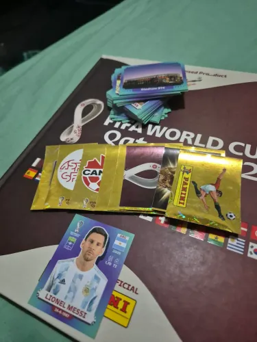 Figurinhas Copa do Mundo 2022 Avulsas - LEIA A DESCRIÇÃO
