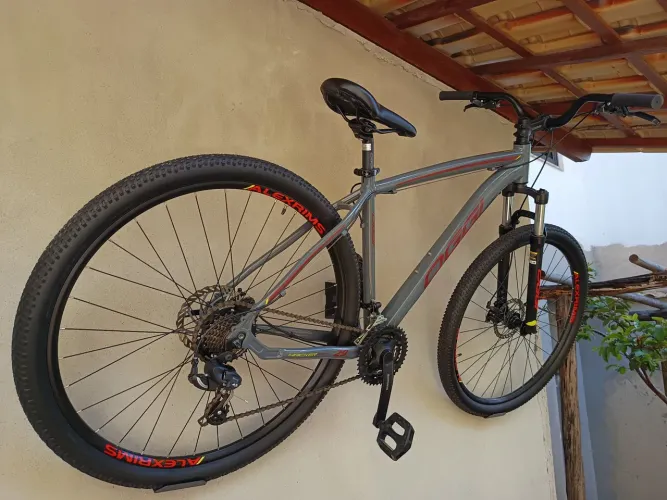 Bike Oggi Hacker Sport / Parcelo no cartão