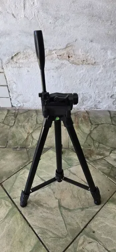 Tripé para celular extensível até 1.80 m semi-hidráulico