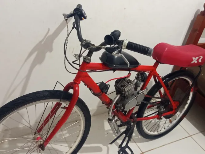 Bicicleta motorizada toda filé nada a fazer aceito proposta troco em som com volta depede