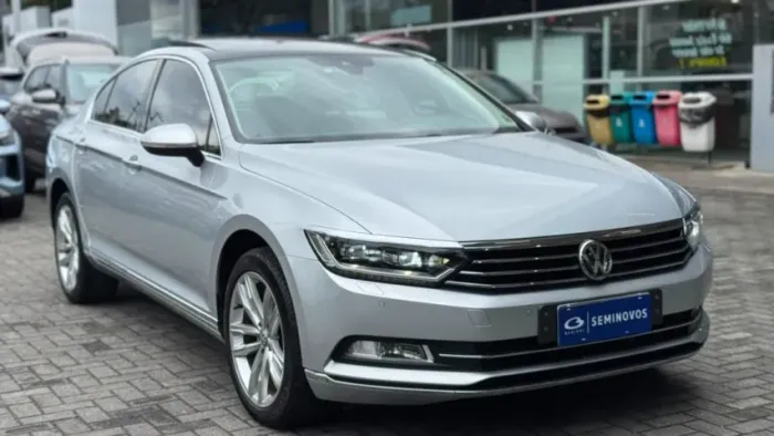 Volkswagen Passat Highline 2.0 TSI 220cv Tip. 2018