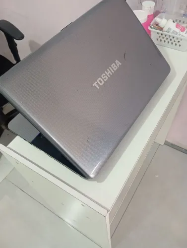 Notebook i5 THOSHIBA
