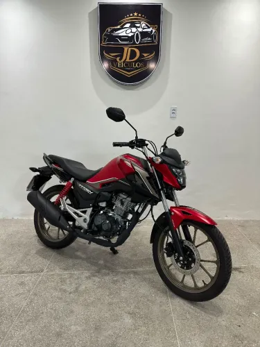 TITAN VERSÃO 50ANOS