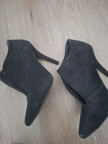 Botinha preta feminina 35 Bazar Shoes 